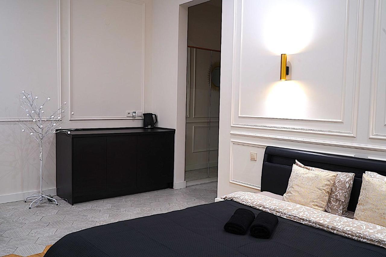 Magical Jacuzzi Apartament